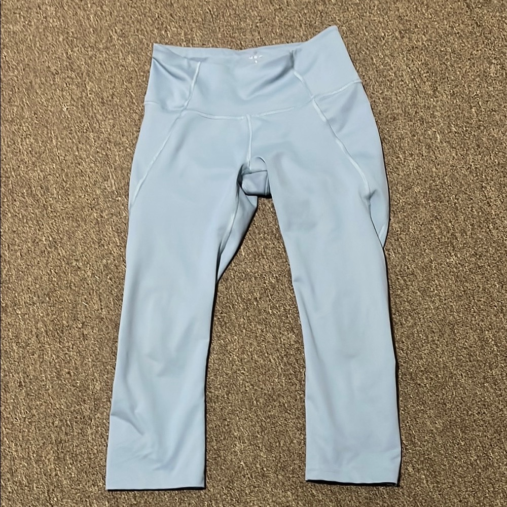 Light Blue Cropped Leggings